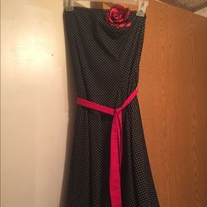 Ladies’ 50’s style dress